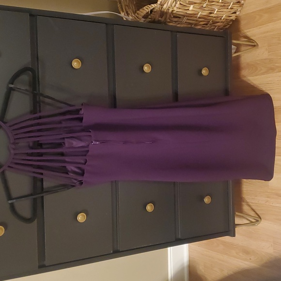 Dress - Picture 2 of 4